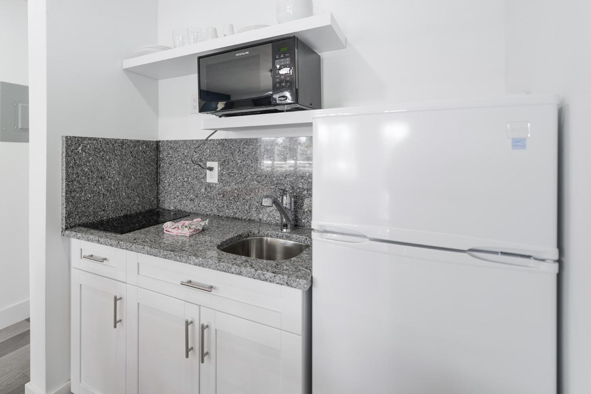 Amazing Balcony Studio At The Beach With Parking -M44 Hollywood Extérieur photo